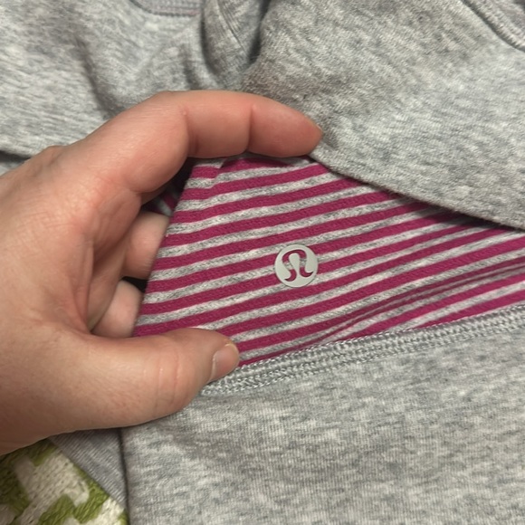 lululemon athletica Gray Sweater - Picture 13 of 13
